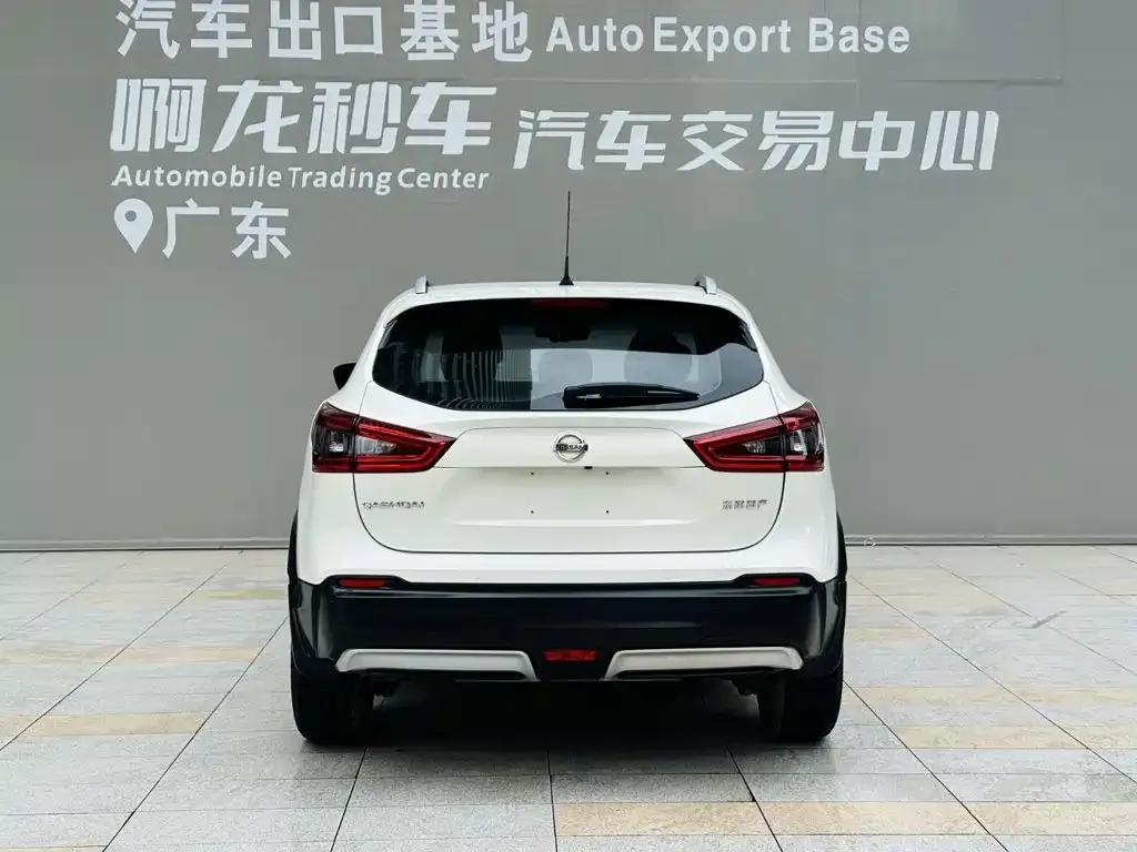 Nissan Qashqai — фото 4