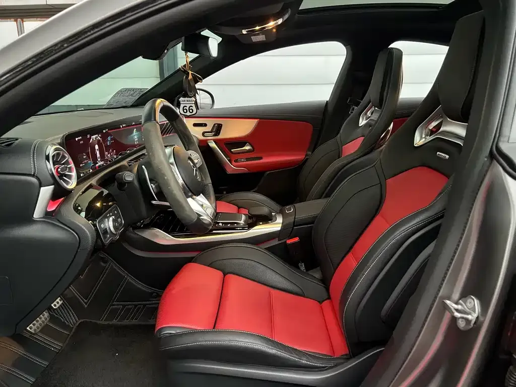 Mercedes-Benz CLA AMG — фото 8