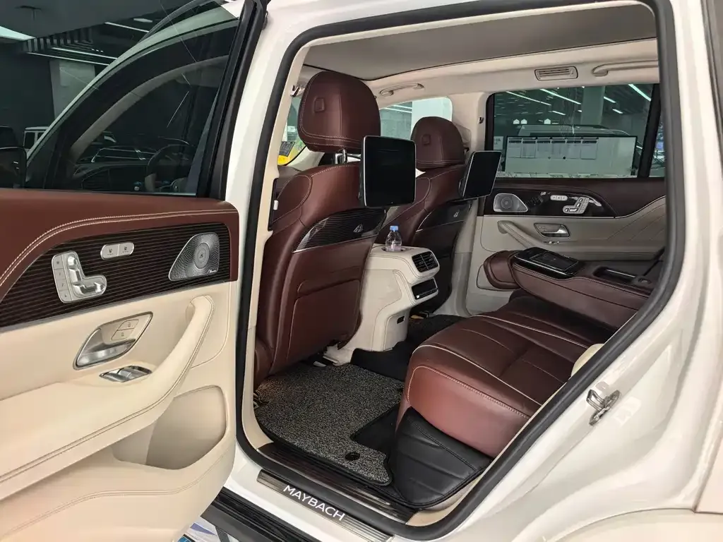 Mercedes-Benz GLS — фото 5