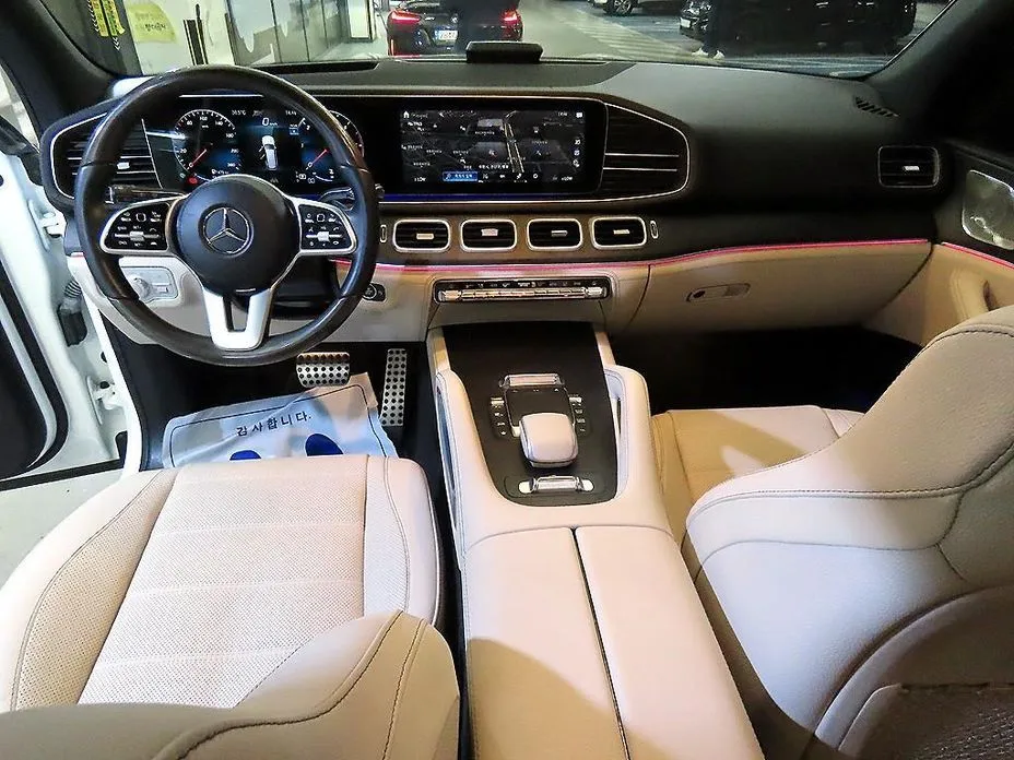 Mercedes-Benz GLS-Class — фото 10