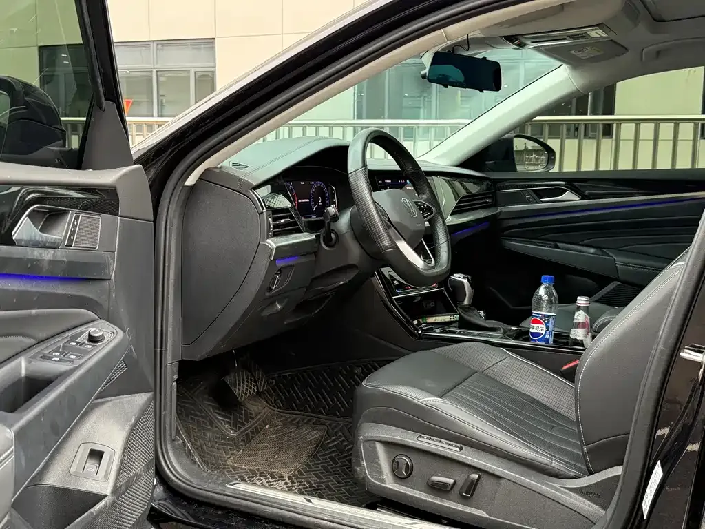 Volkswagen Passat — фото 3