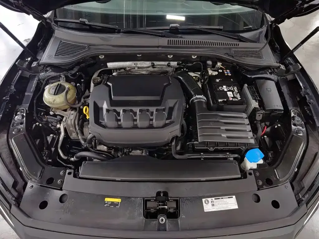 Volkswagen Passat — фото 10