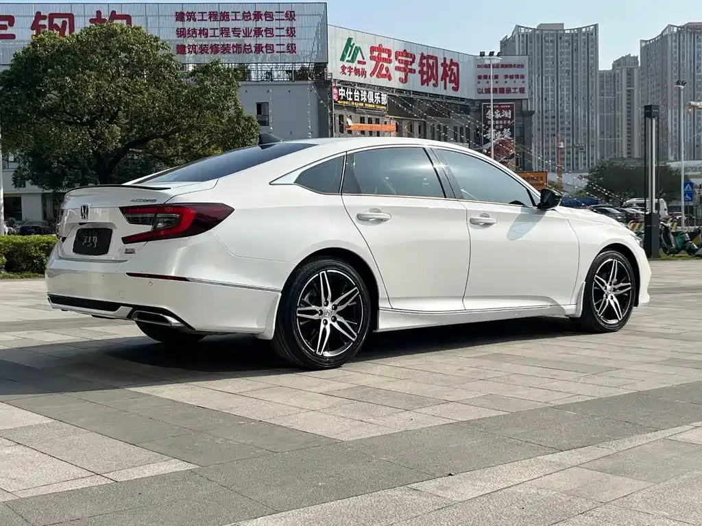 Honda Accord — фото 3