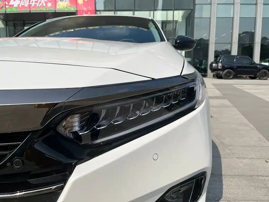 Honda Accord — фото 6