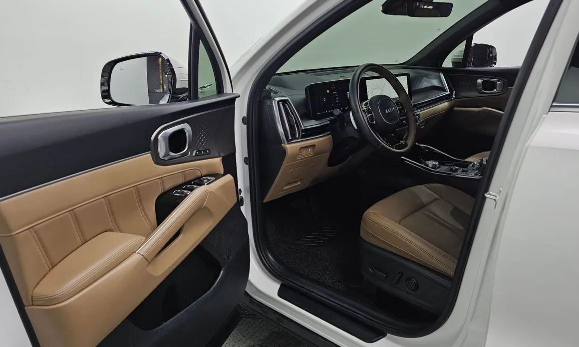Kia Sorento — фото 9
