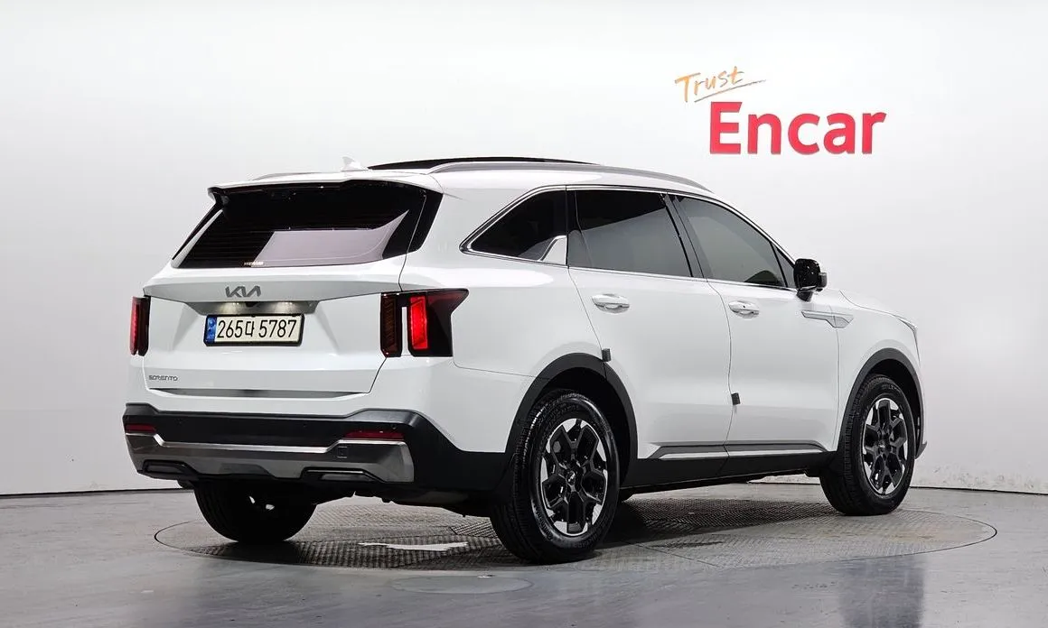 Kia Sorento — фото 4
