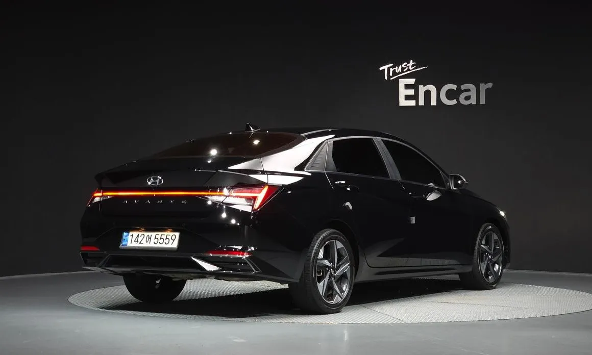 Hyundai AVANTE — фото 3