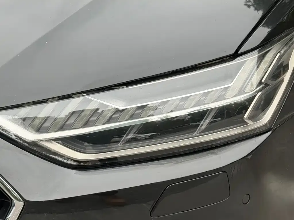 Audi A7L — фото 9