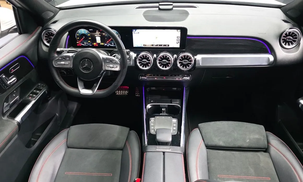 Mercedes-Benz GLB-Class — фото 10