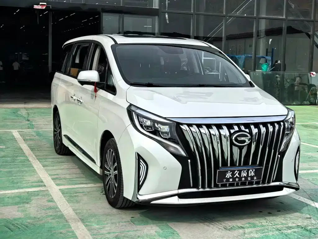 GAC Motor Trumpchi M8 — фото 9