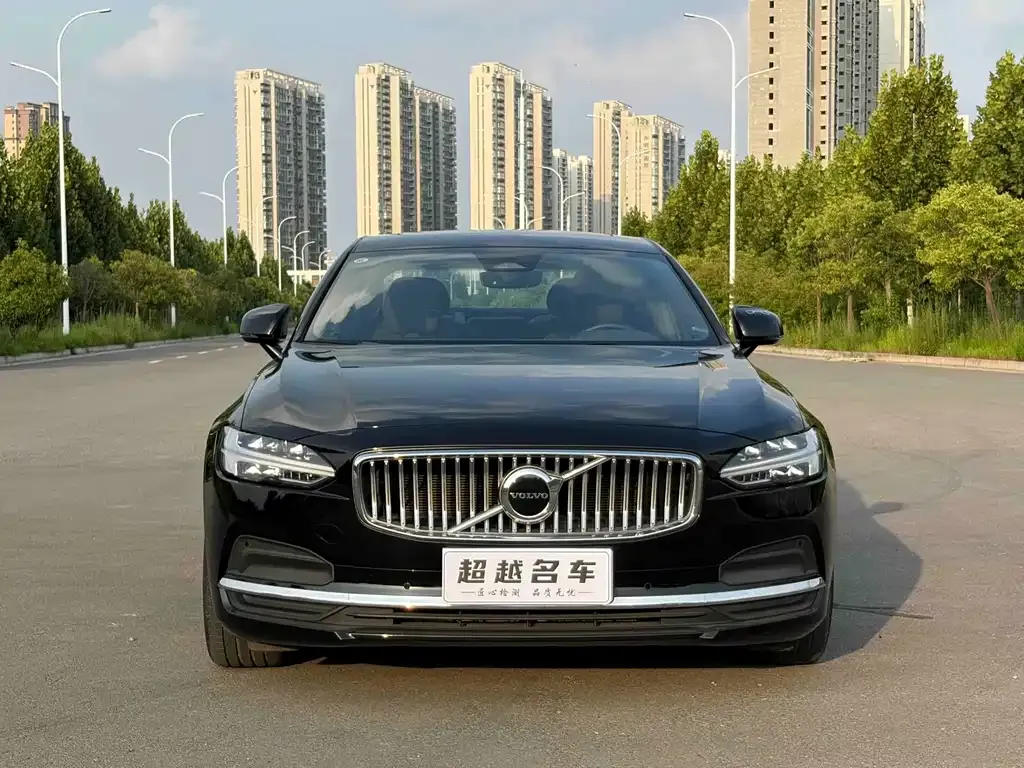 Volvo S90 — фото 4