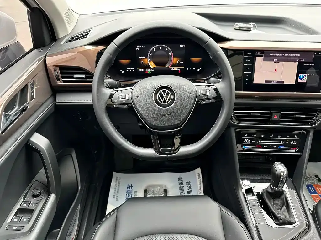 Volkswagen Tharu — фото 2