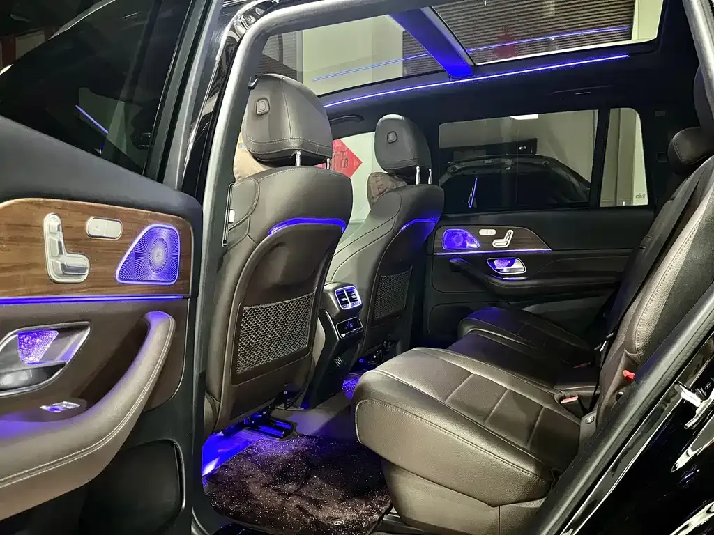 Mercedes-Benz GLS — фото 7