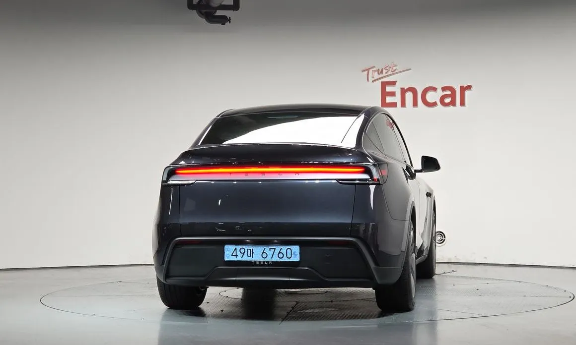 Tesla Model Y — фото 2