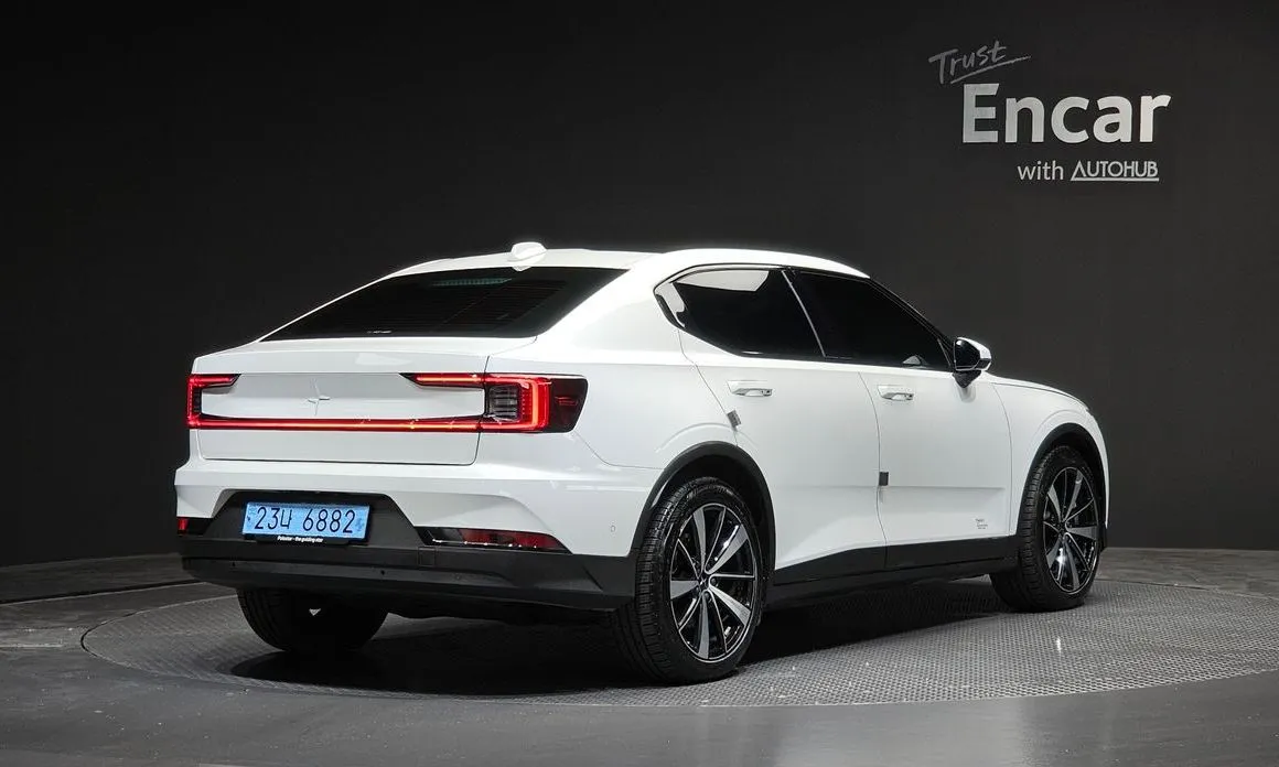 Polestar Polestar 2 — фото 4