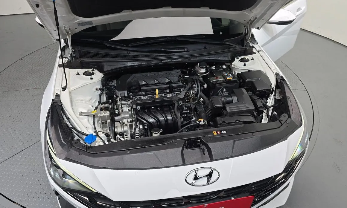 Hyundai AVANTE — фото 9