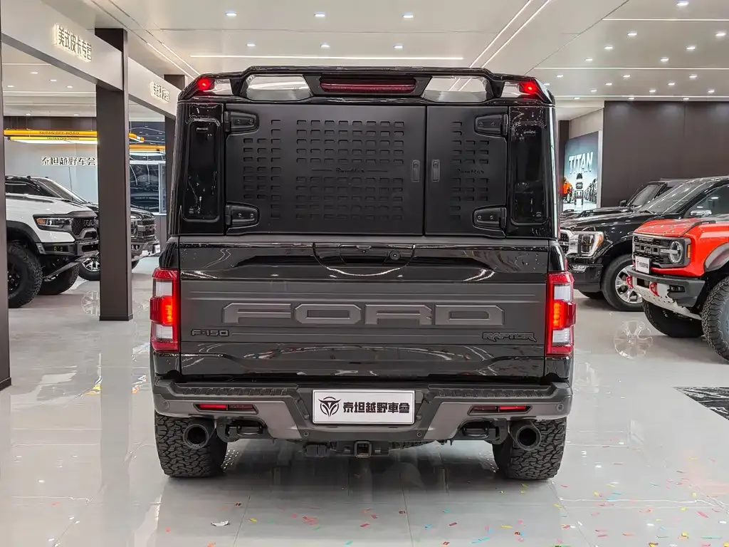 Ford F-150 Raptor — фото 6