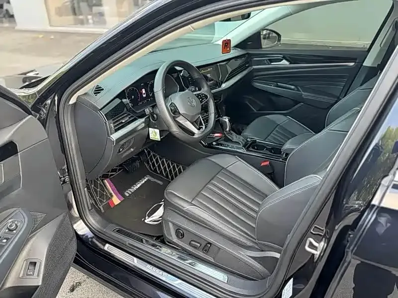 Volkswagen Passat — фото 6
