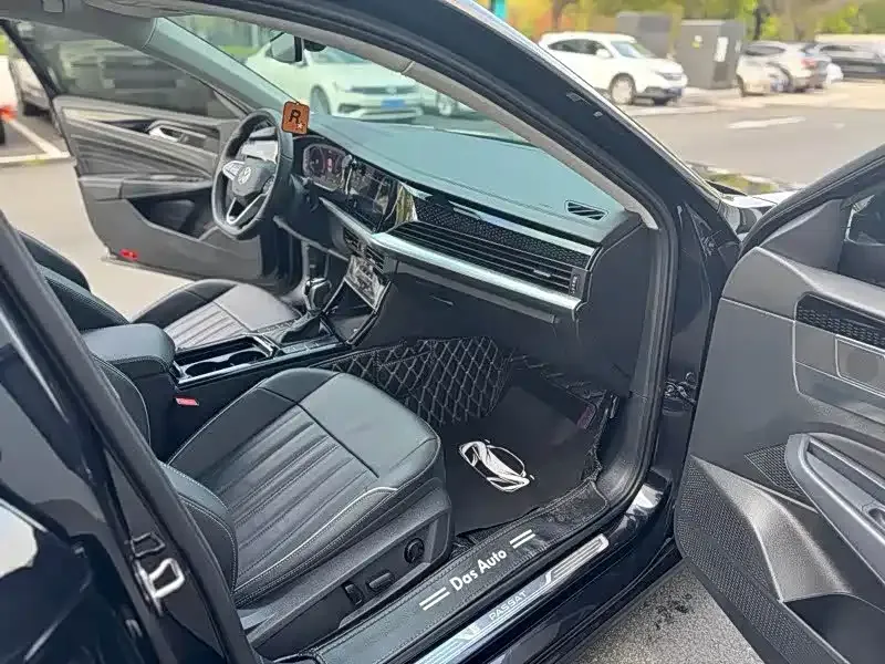 Volkswagen Passat — фото 10