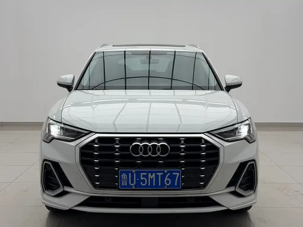 Audi Q3 — фото 4