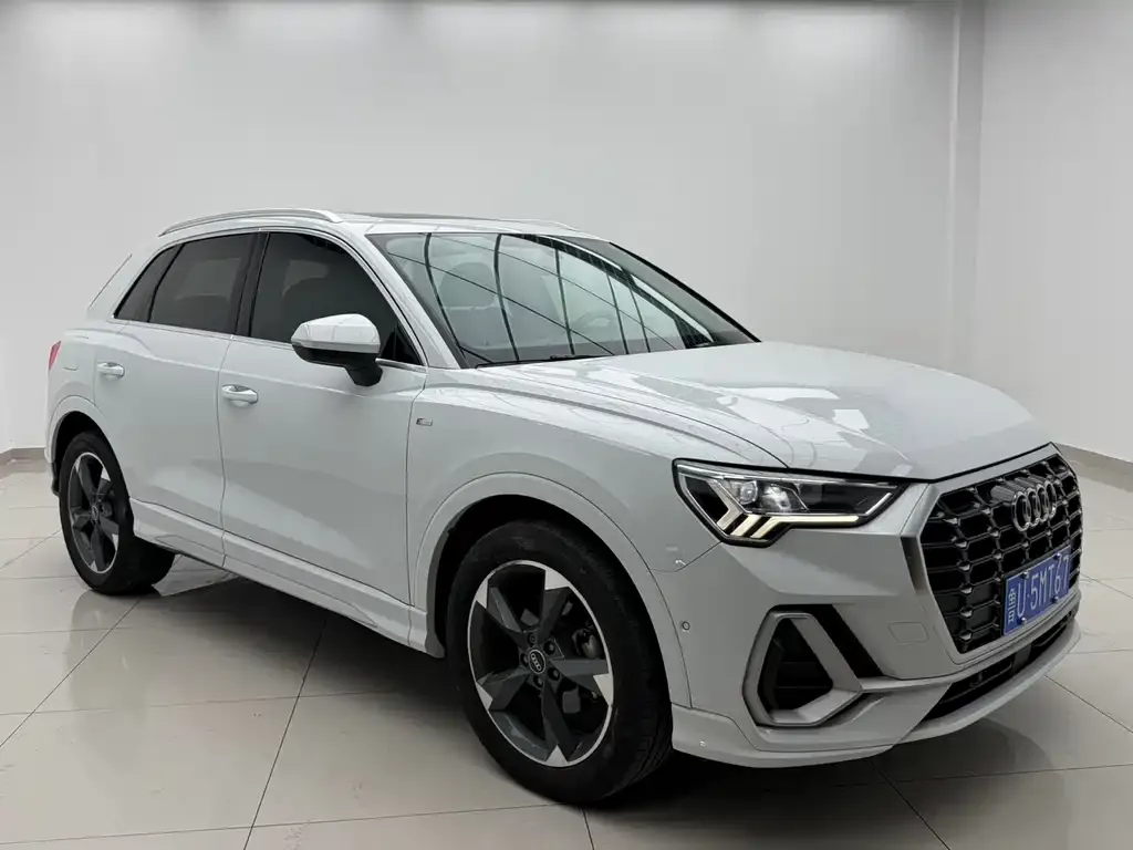 Audi Q3 — фото 2
