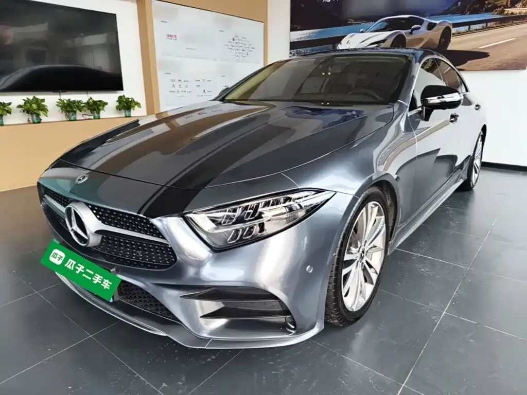Mercedes-Benz CLS — фото 1