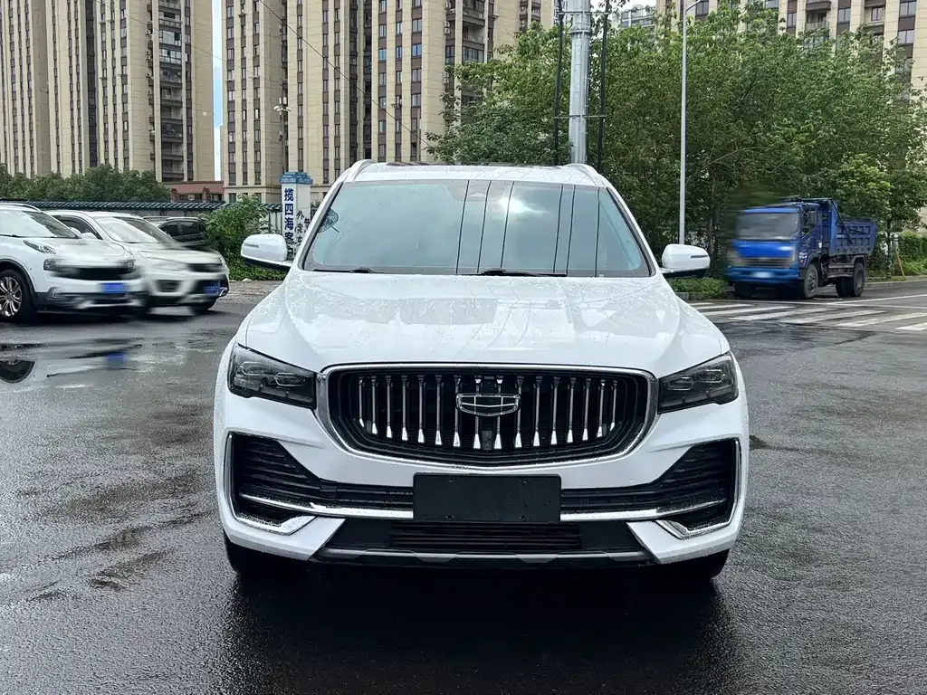 Geely Xingyue L — фото 8