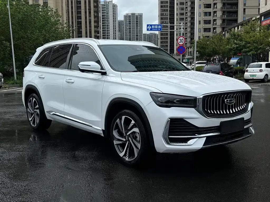 Geely Xingyue L — фото 9
