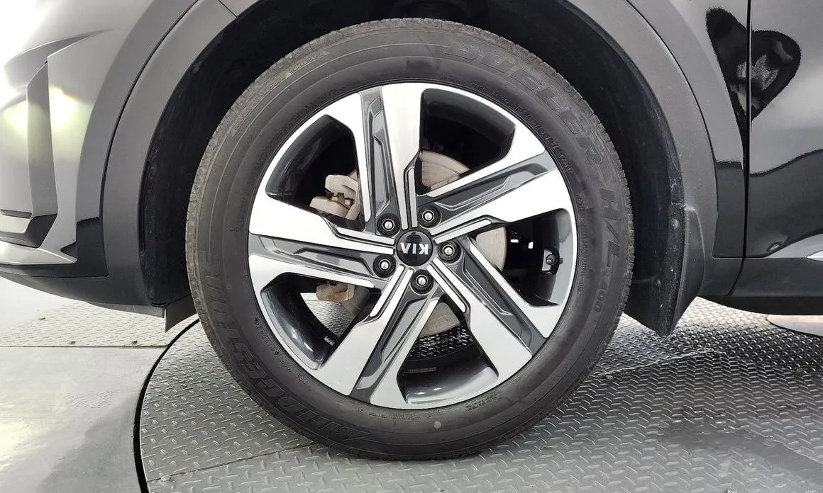 Kia Sorento — фото 7