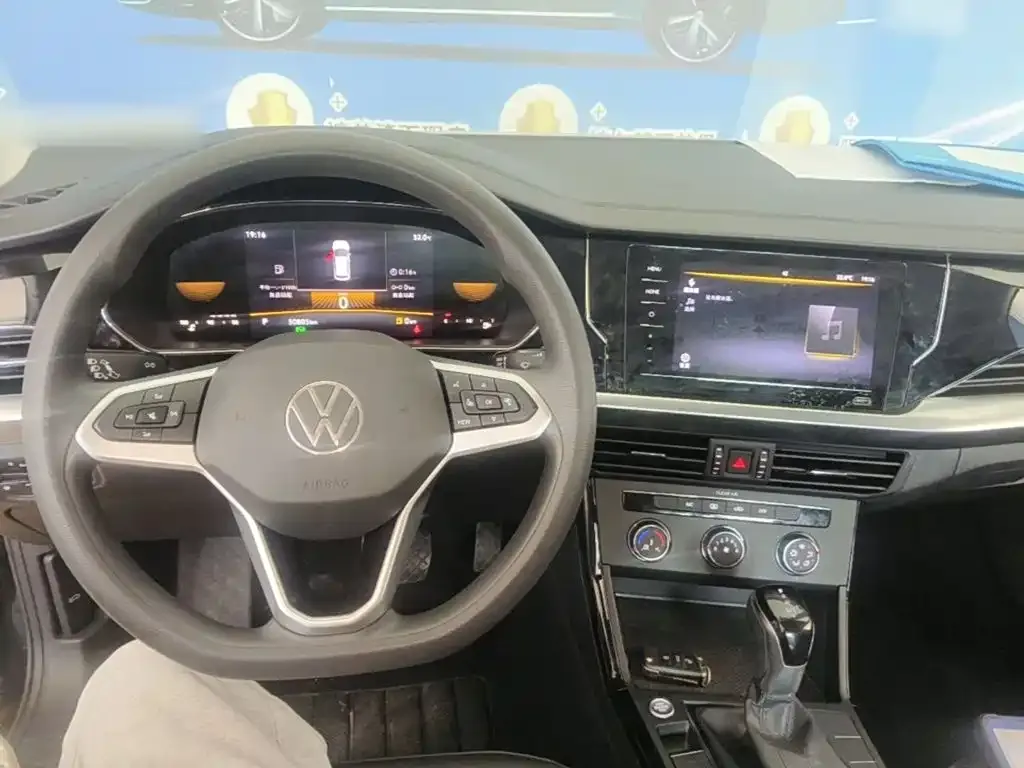 Volkswagen Passat — фото 9