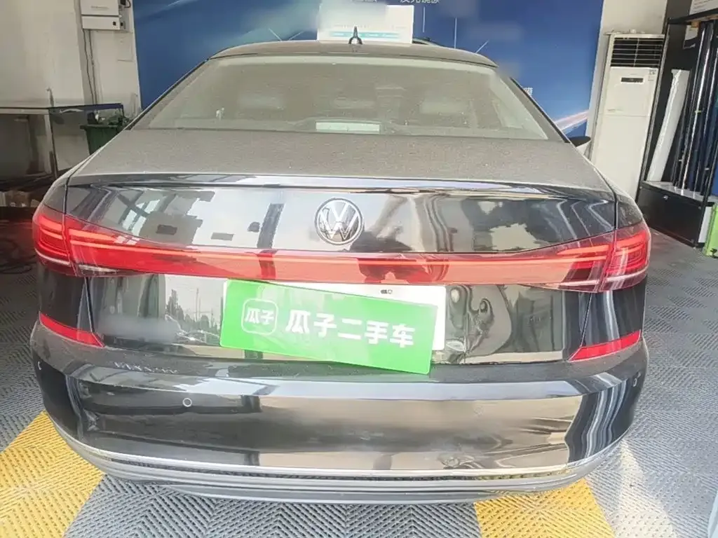 Volkswagen Passat — фото 2