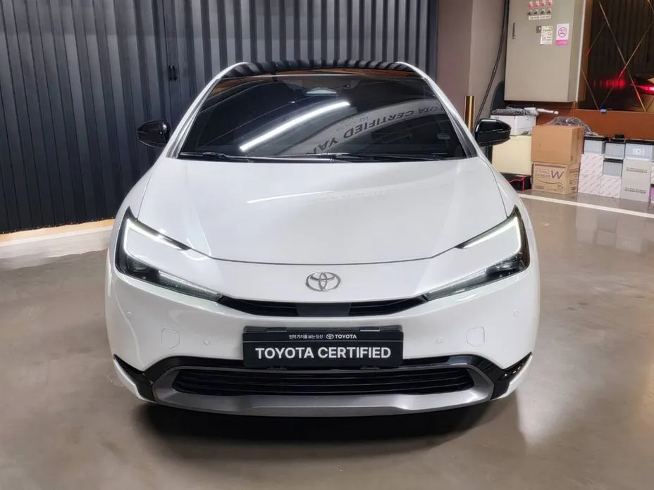 Toyota Prius — фото 5