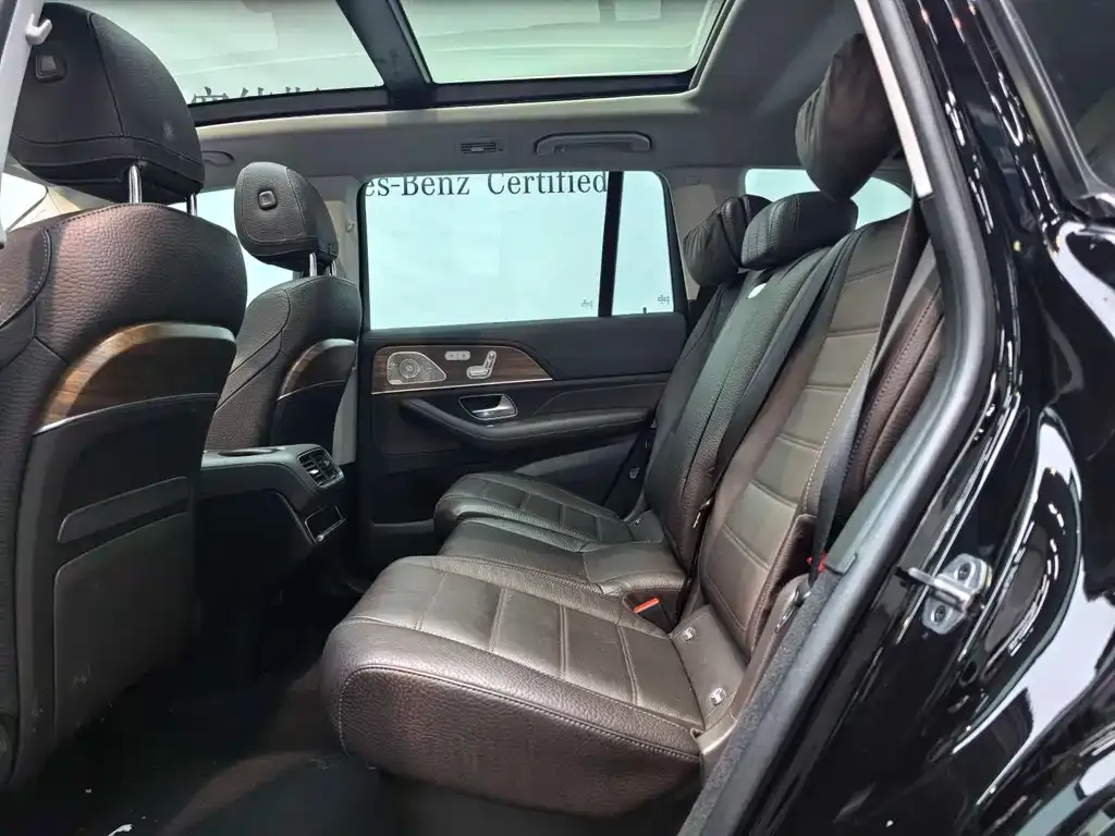 Mercedes-Benz GLS — фото 10