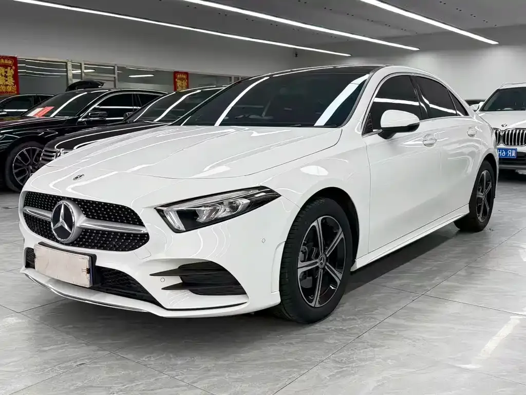 Mercedes-Benz A-Class — фото 1