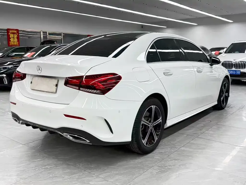 Mercedes-Benz A-Class — фото 7