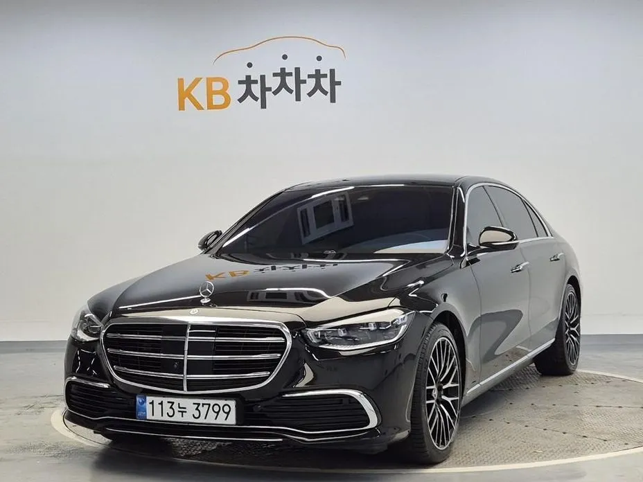 Mercedes-Benz S-Class — фото 1