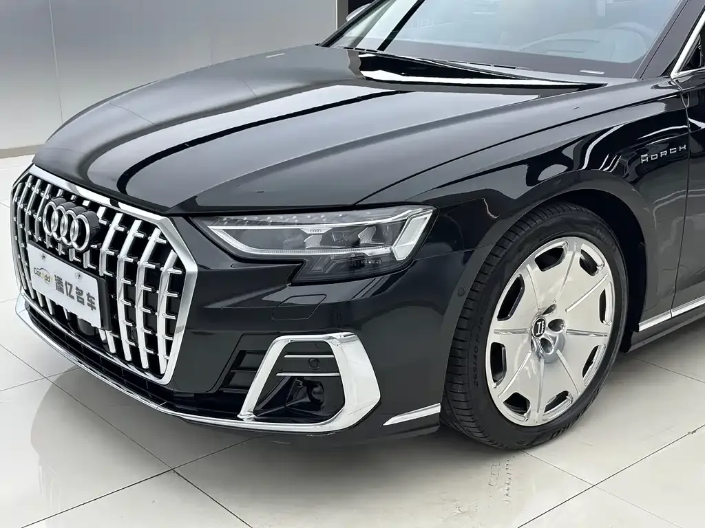Audi A8 — фото 9