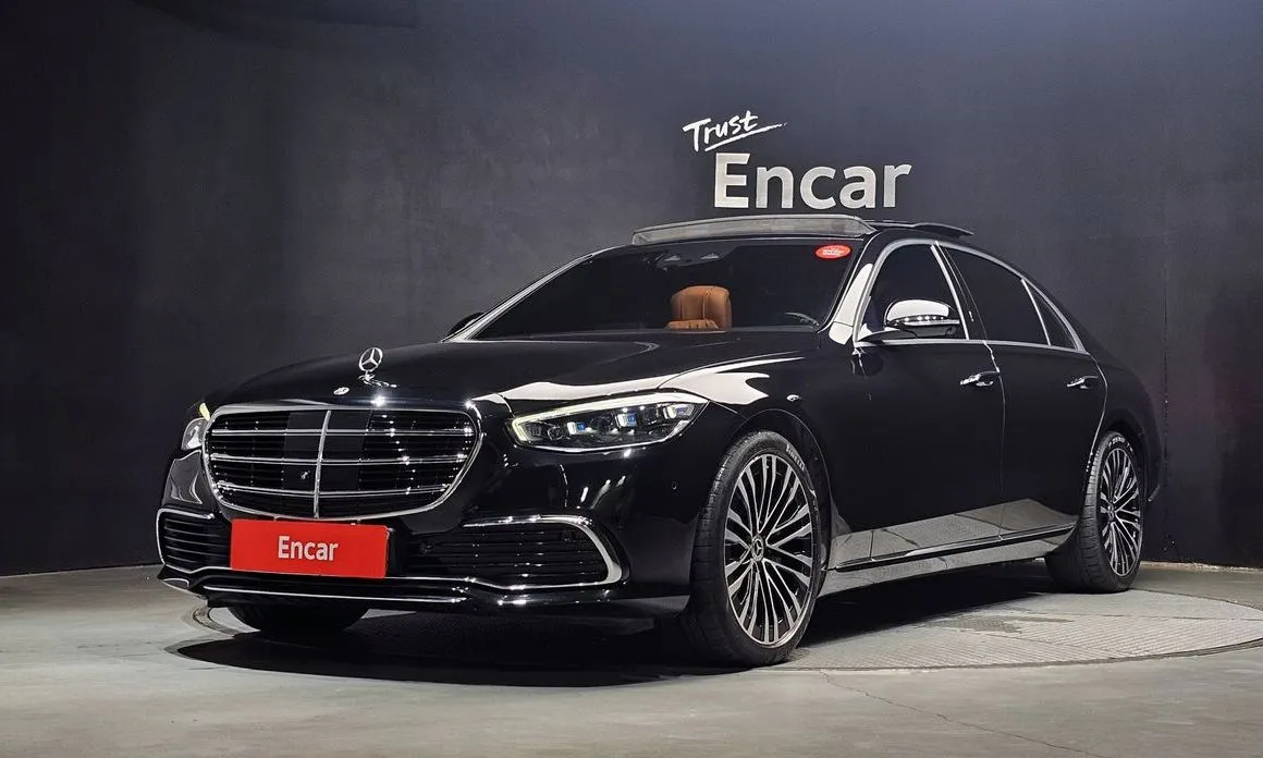 Mercedes-Benz S-Class — фото 1