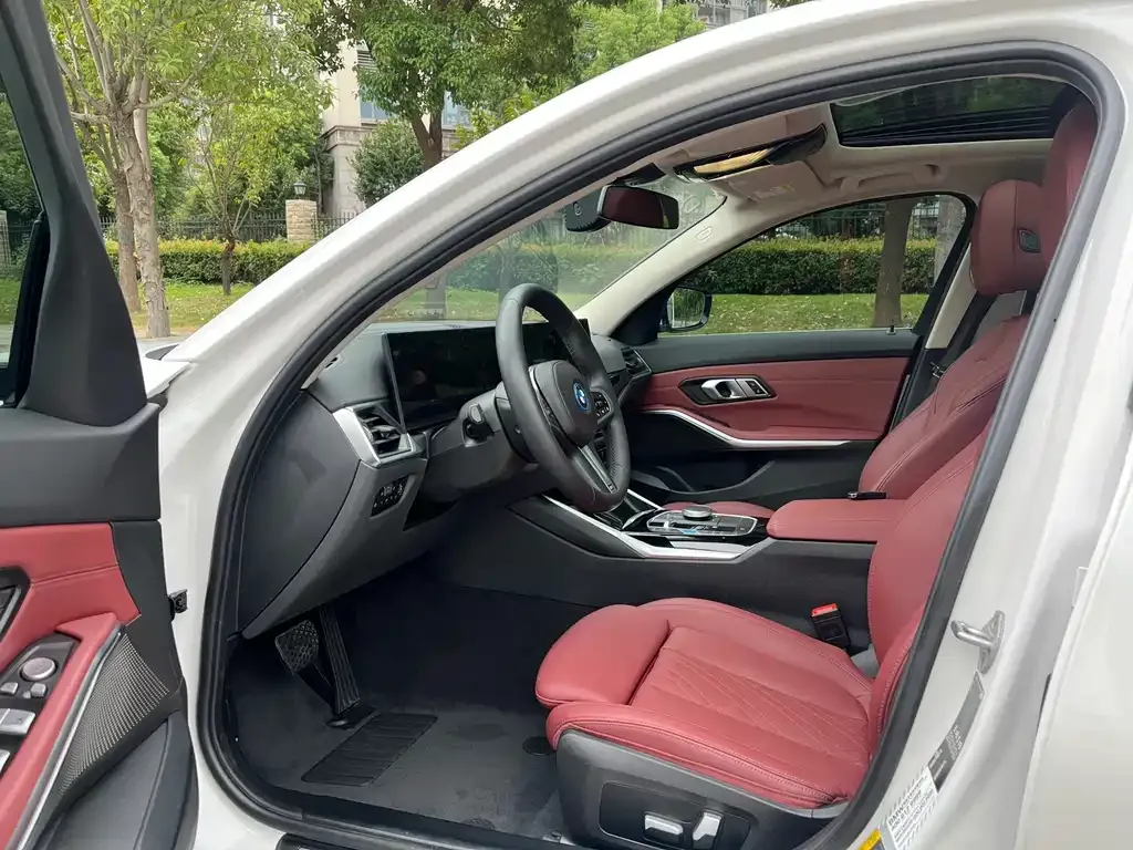 BMW i3 — фото 3