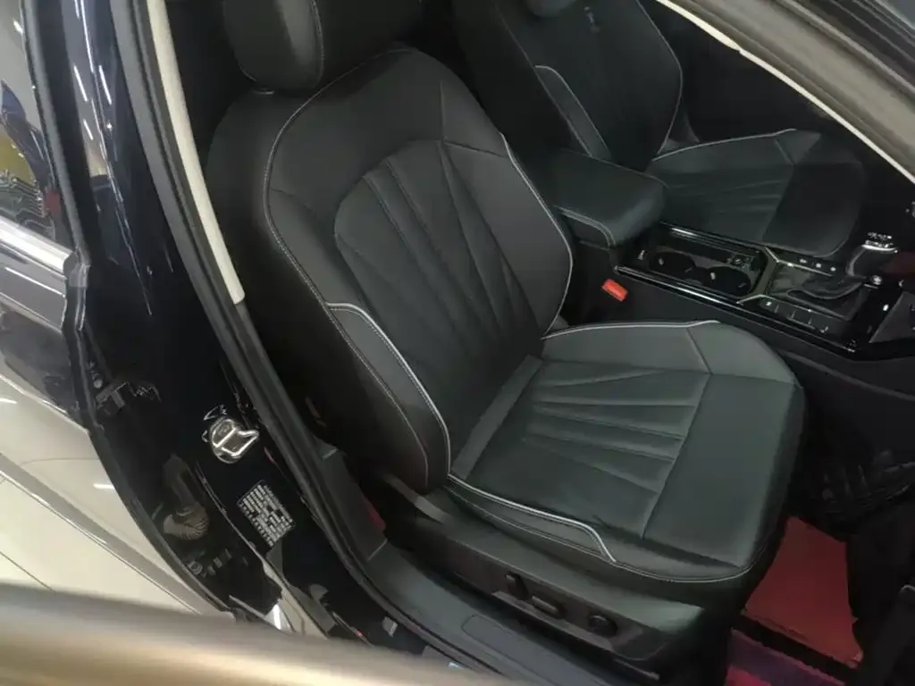 Volkswagen Passat — фото 4