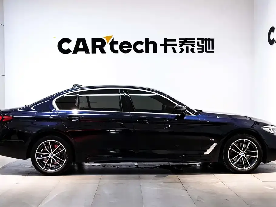 BMW 5 Series — фото 2