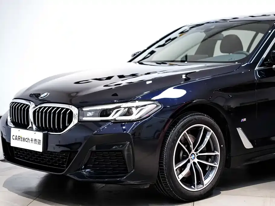 BMW 5 Series — фото 5