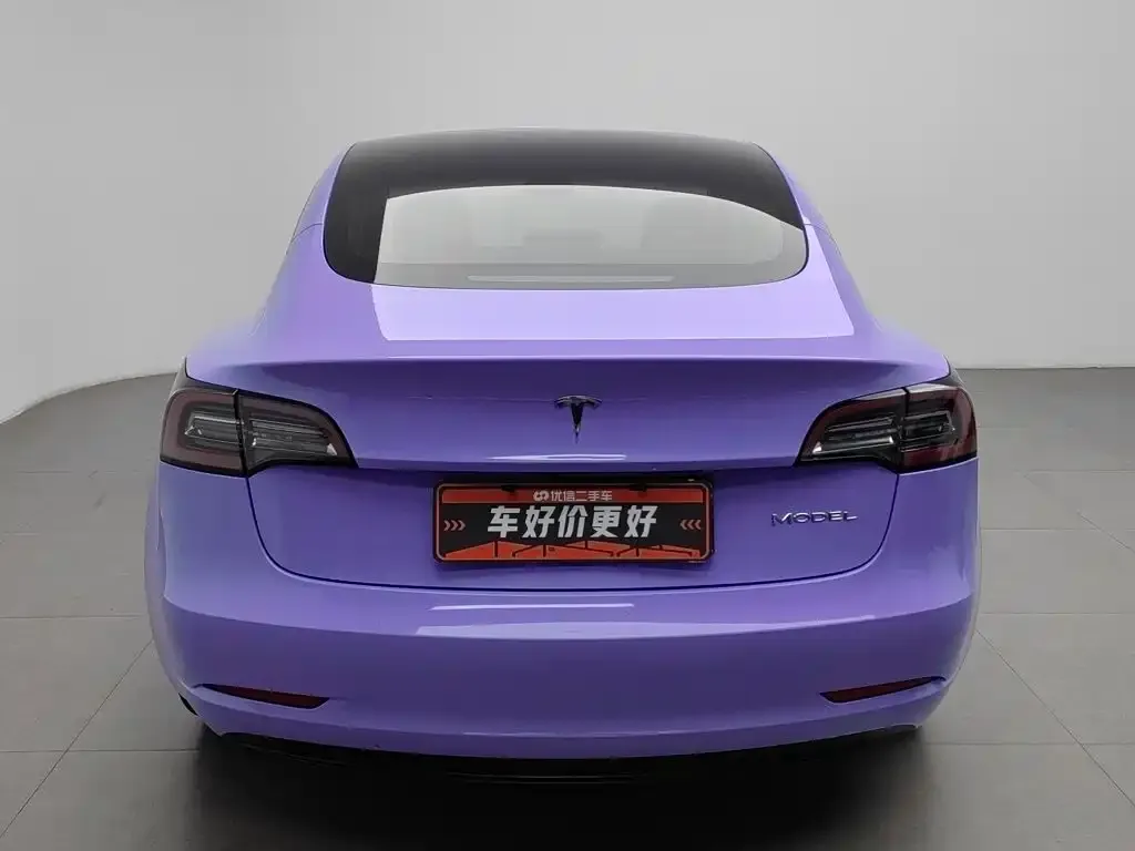 Tesla Model 3 — фото 2