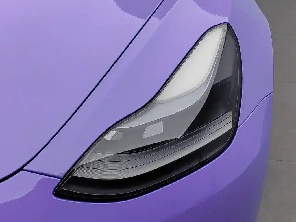 Tesla Model 3 — фото 9