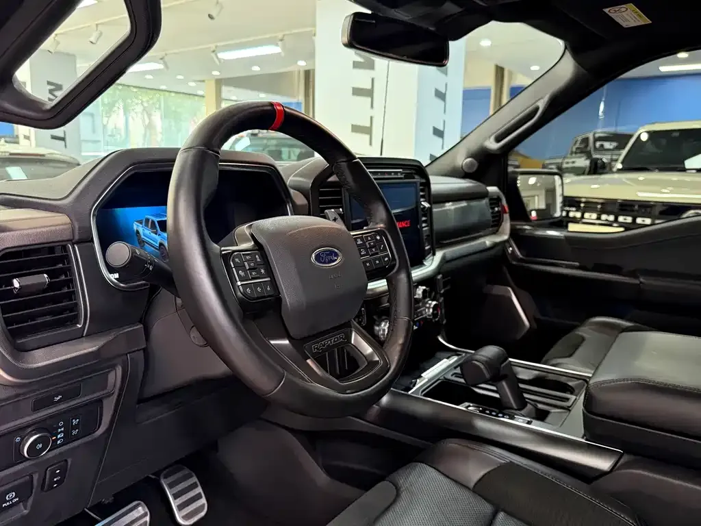 Ford F-150 Raptor — фото 9