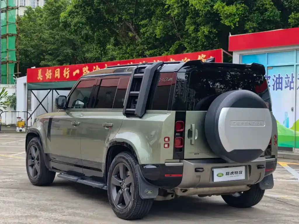 Land Rover Defender — фото 5