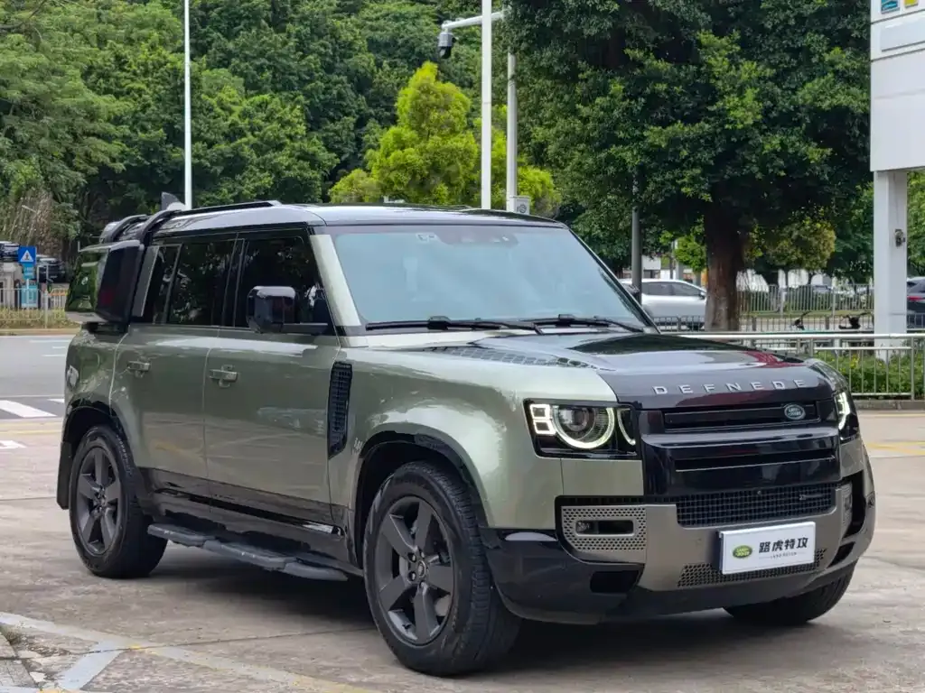 Land Rover Defender — фото 6