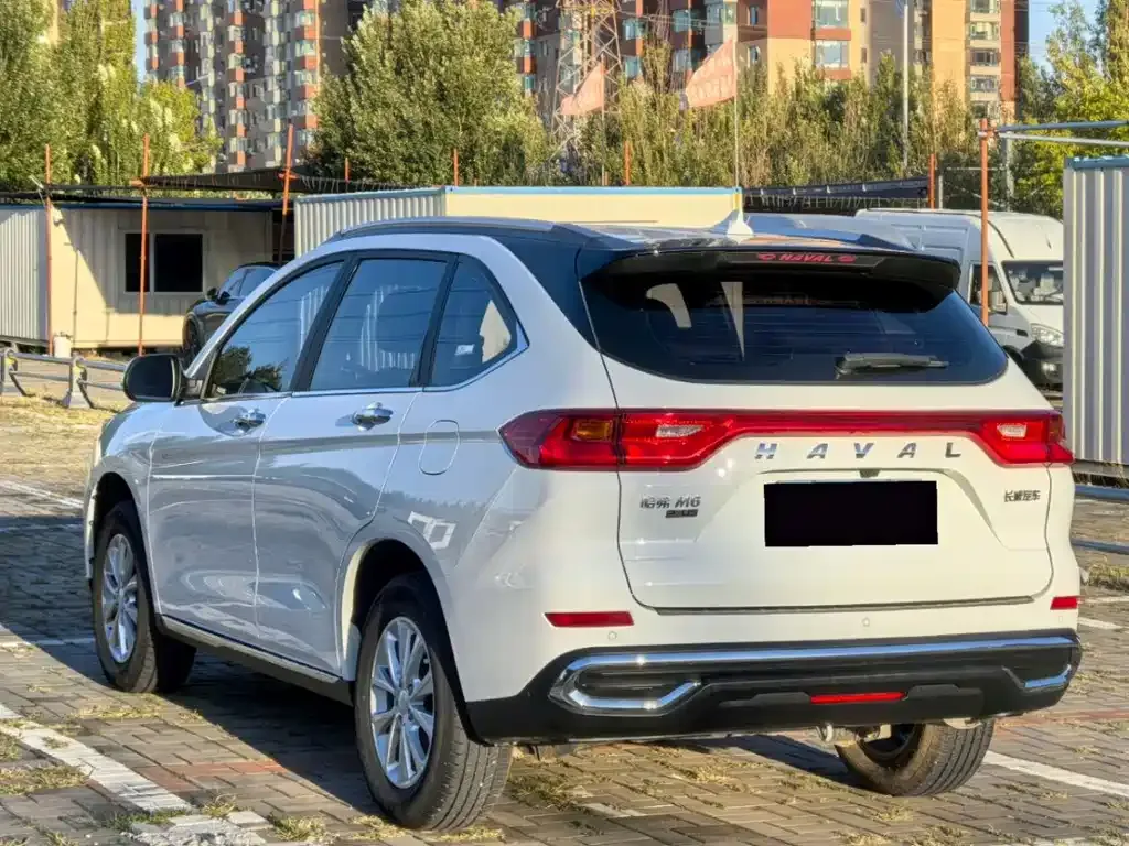 Haval M6 — фото 8