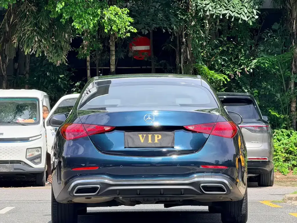 Mercedes-Benz C-Class — фото 10