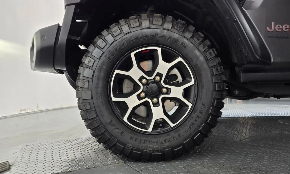Jeep Wrangler — фото 8
